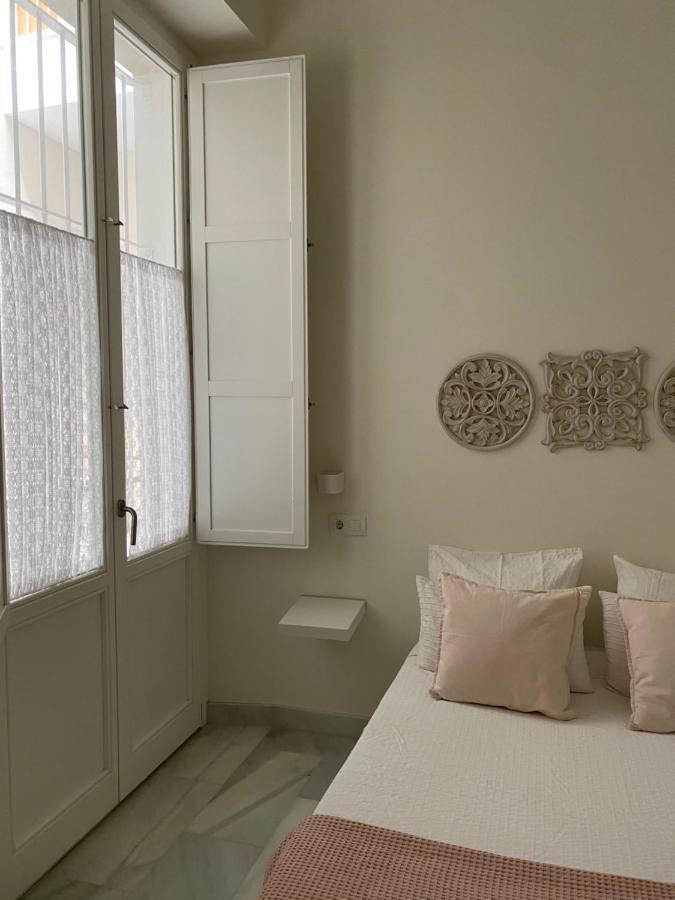 Apartamento Nuevo En Casa Tipo Palacio Cádiz Exteriör bild